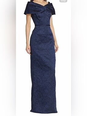 Teri Jon Navy Textured Off-Shoulder Gown NWT no alterations
